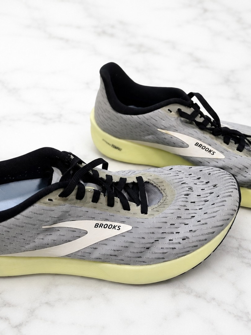 Brooks Hyperion Elite Men’s Running Shoes — Gray with Yellow Midsole